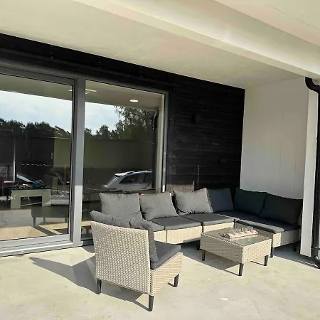 Year By The Beach,family Friendly Apartament